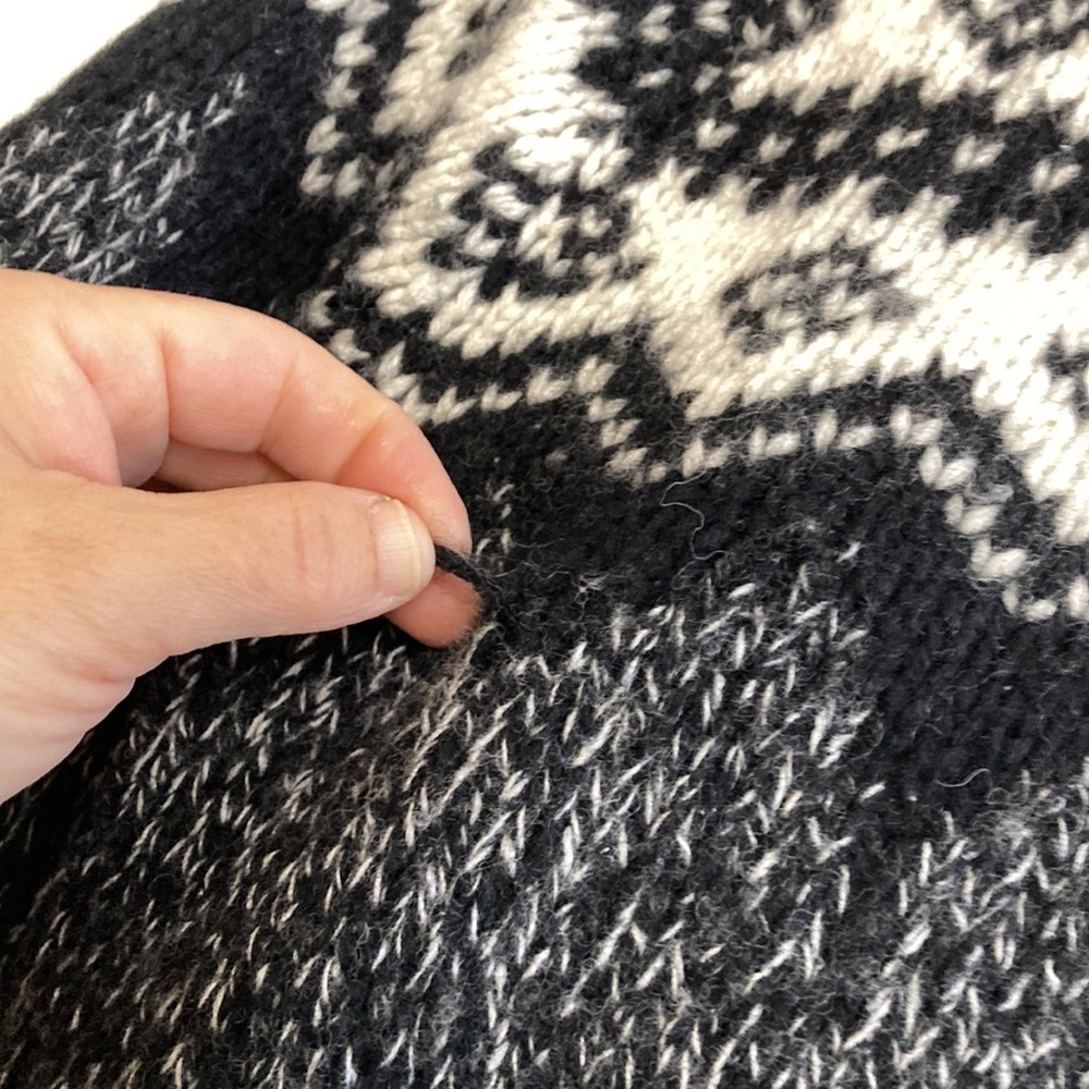 Farmers Market Iceland Knitted Fair Isle Wool Sweater / Icelandic Cardigan - Picture 10 of 11